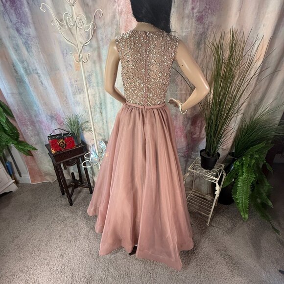 NEW📌 Terani Couture "Spotlight On" Elaborate Beaded Top Blush Prom - Ball Gown - Picture 2 of 16